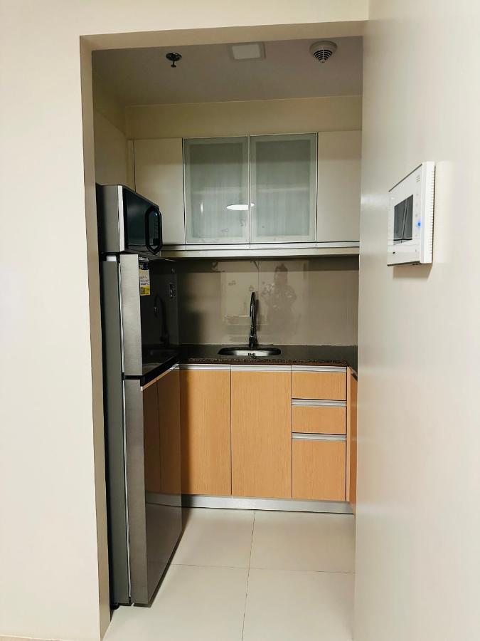 81 Newport Condominium Cluster 5 3A By Rechelle Nunag Pasay Dış mekan fotoğraf