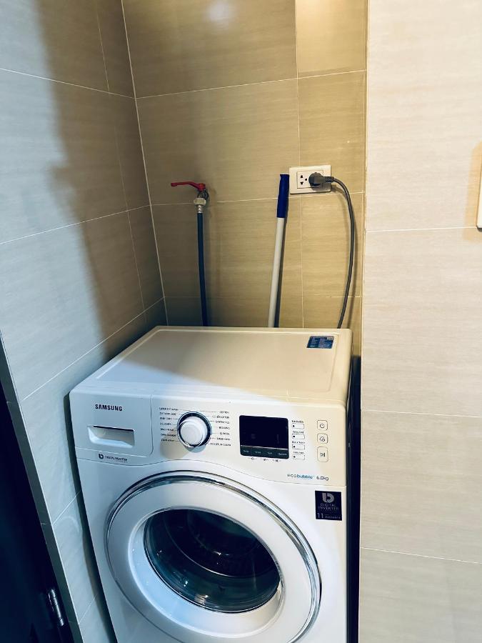 81 Newport Condominium Cluster 5 3A By Rechelle Nunag Pasay Dış mekan fotoğraf